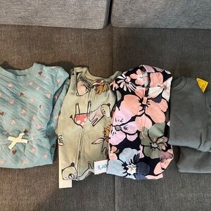 Bundle of 4 Carter's baby girl clothes - NWT 18month